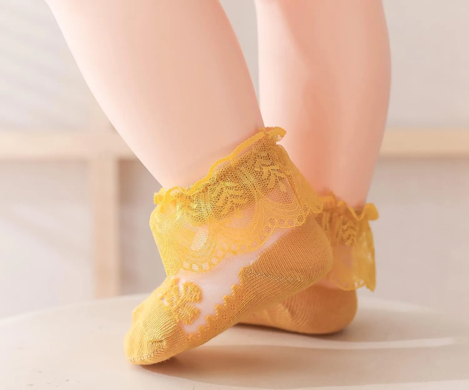 CHUNG Baby Toddler Girls Princess Cotton Frilly Socks Lace Ruffle Pack of 4/5/6 Thin Mesh Summer for Dress