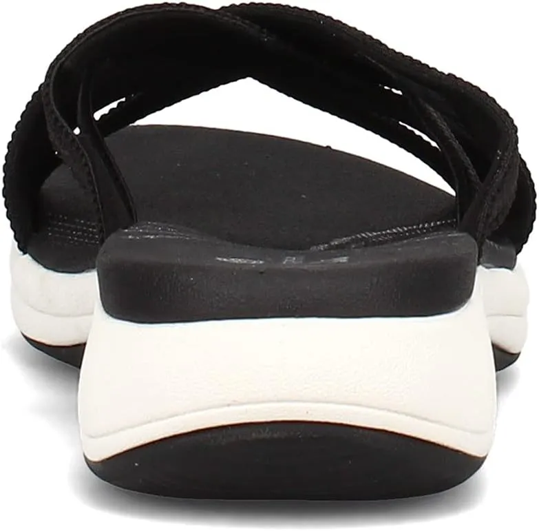 Clarks Women's Roseville Bay Flat Sandal