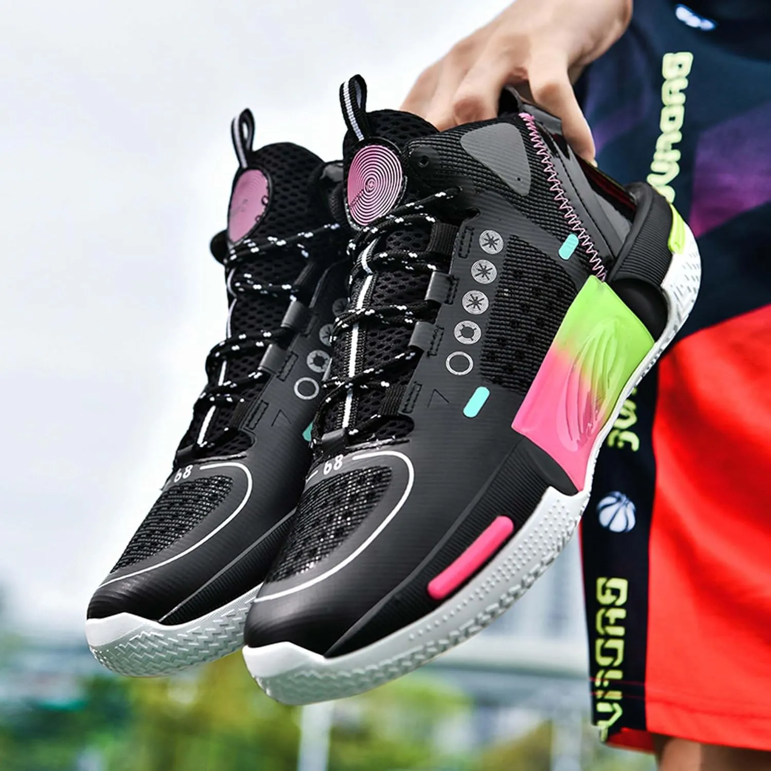 Men's and Women's Basketball Shoes Fashionable Sports Shoes High Elasticity Sunning Shoes Comfortable and Breathable Badminton Sports Shoes Anti Slip and Wear-Resistant Casual Shoes