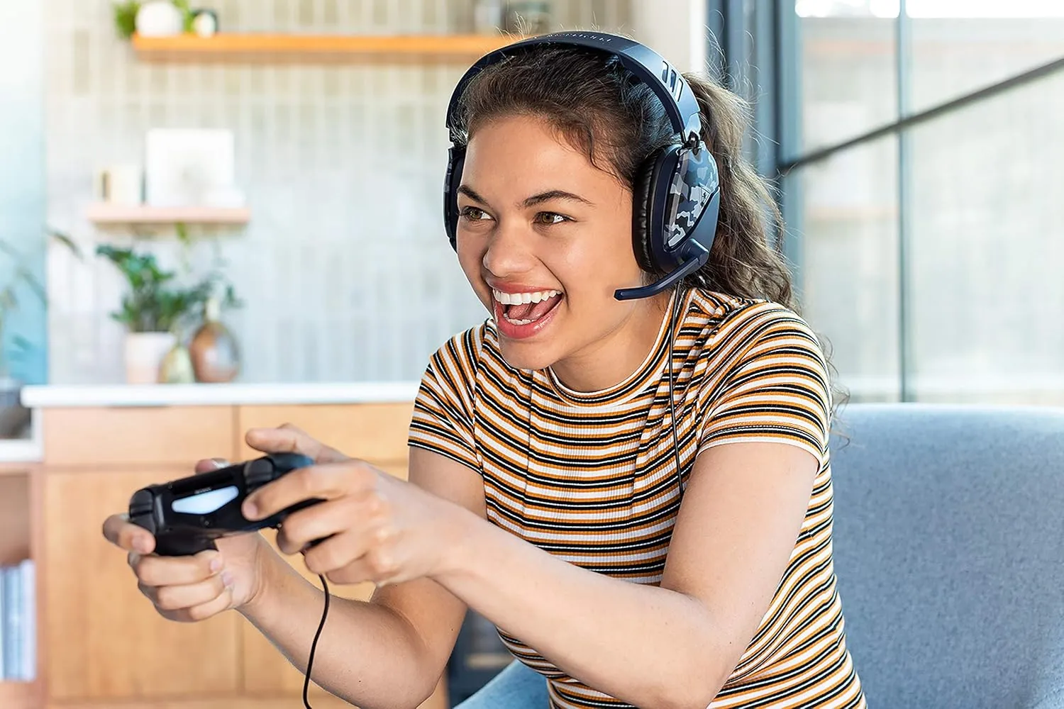 Turtle Beach Recon 70 Multiplatform Gaming Headset for Xbox Series X|S, Xbox One, PS5, PS4, PC & Mobile w/ 3.5mm Wired Connection - Flip-to-Mute Mic, 40mm Speakers, Lightweight Design, Blue Camo