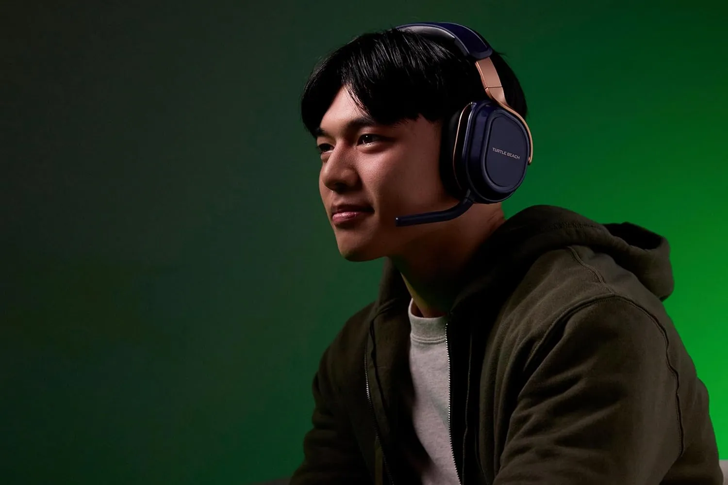 Turtle Beach Stealth 700 Gen 3 Wireless Multiplatform Amplified Gaming Headset for Xbox Series X|S, Xbox One, PC, PS5, Mobile  60mm Drivers, AI Noise-Cancelling Mic, Bluetooth, 80-Hr Battery  Cobalt